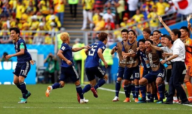 来压制国际