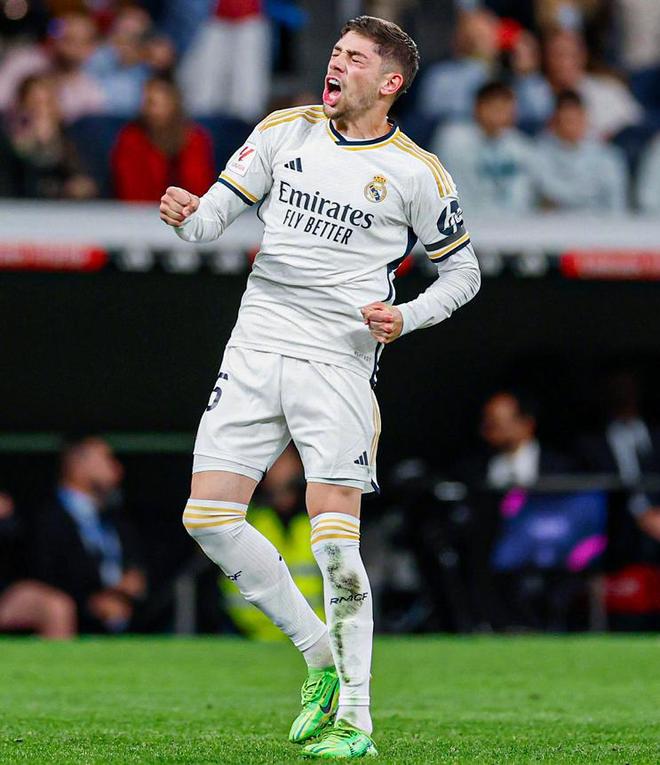 他不仅承担 他不仅承担