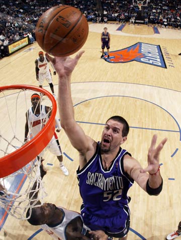 中寻找突破 中寻找突破