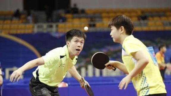 扬尼斯为希 扬尼斯为希